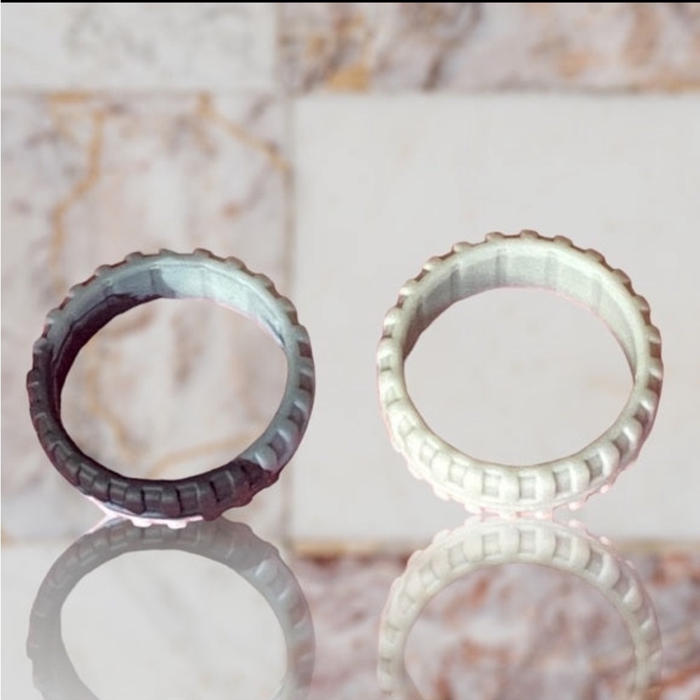 NEW Fine Fashion Unisex Any-Activity Silicon Grooved Ring 2-PACK (Sizes10-11)